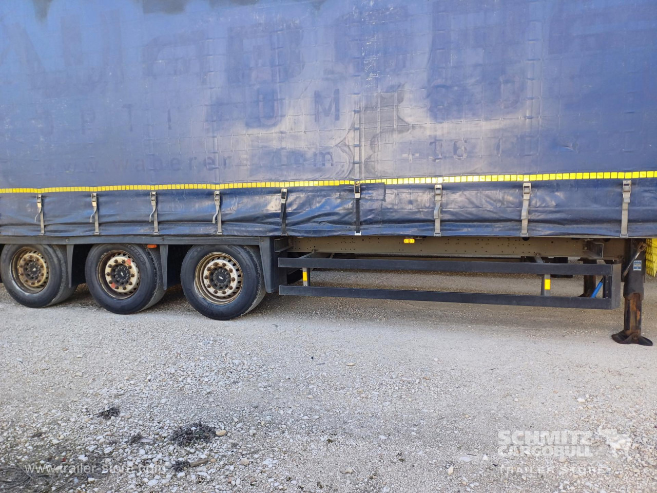SCHMITZ Curtainsider Mega - Semi-reboque de lona: foto 2 SCHMITZ Curtainsider Mega - Semi-reboque de lona: foto 2