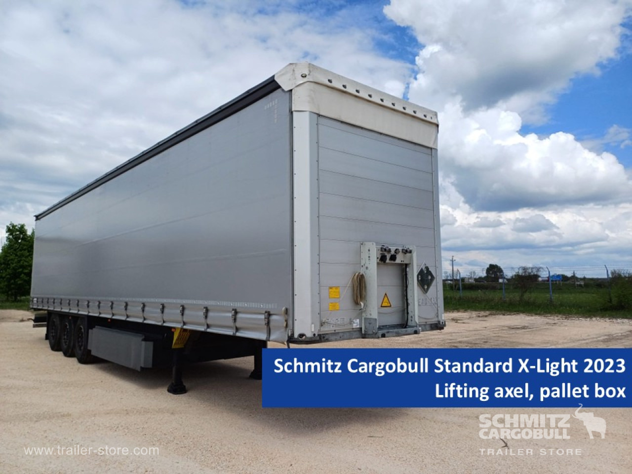 SCHMITZ Curtainsider Standard - Semi-reboque de lona: foto 1 SCHMITZ Curtainsider Standard - Semi-reboque de lona: foto 1