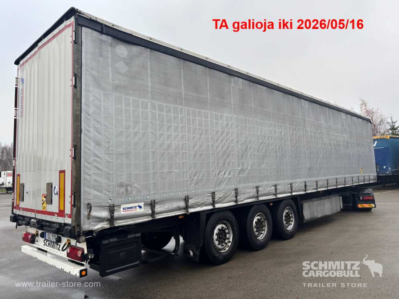 SCHMITZ Curtainsider Standard - Semi-reboque de lona: foto 1 SCHMITZ Curtainsider Standard - Semi-reboque de lona: foto 1