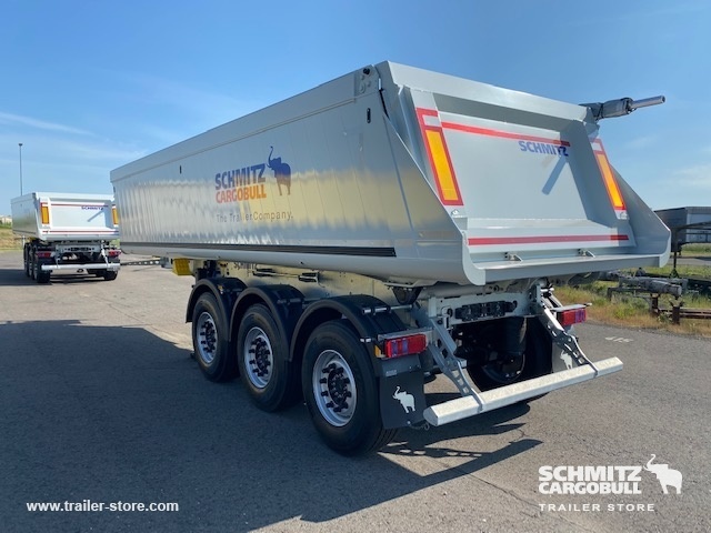 SCHMITZ Tipper Alu-square sided body 24m³ - Semi-reboque basculante: foto 5 SCHMITZ Tipper Alu-square sided body 24m³ - Semi-reboque basculante: foto 5