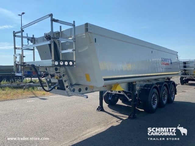 SCHMITZ Tipper Alu-square sided body 24m³ - Semi-reboque basculante: foto 3 SCHMITZ Tipper Alu-square sided body 24m³ - Semi-reboque basculante: foto 3