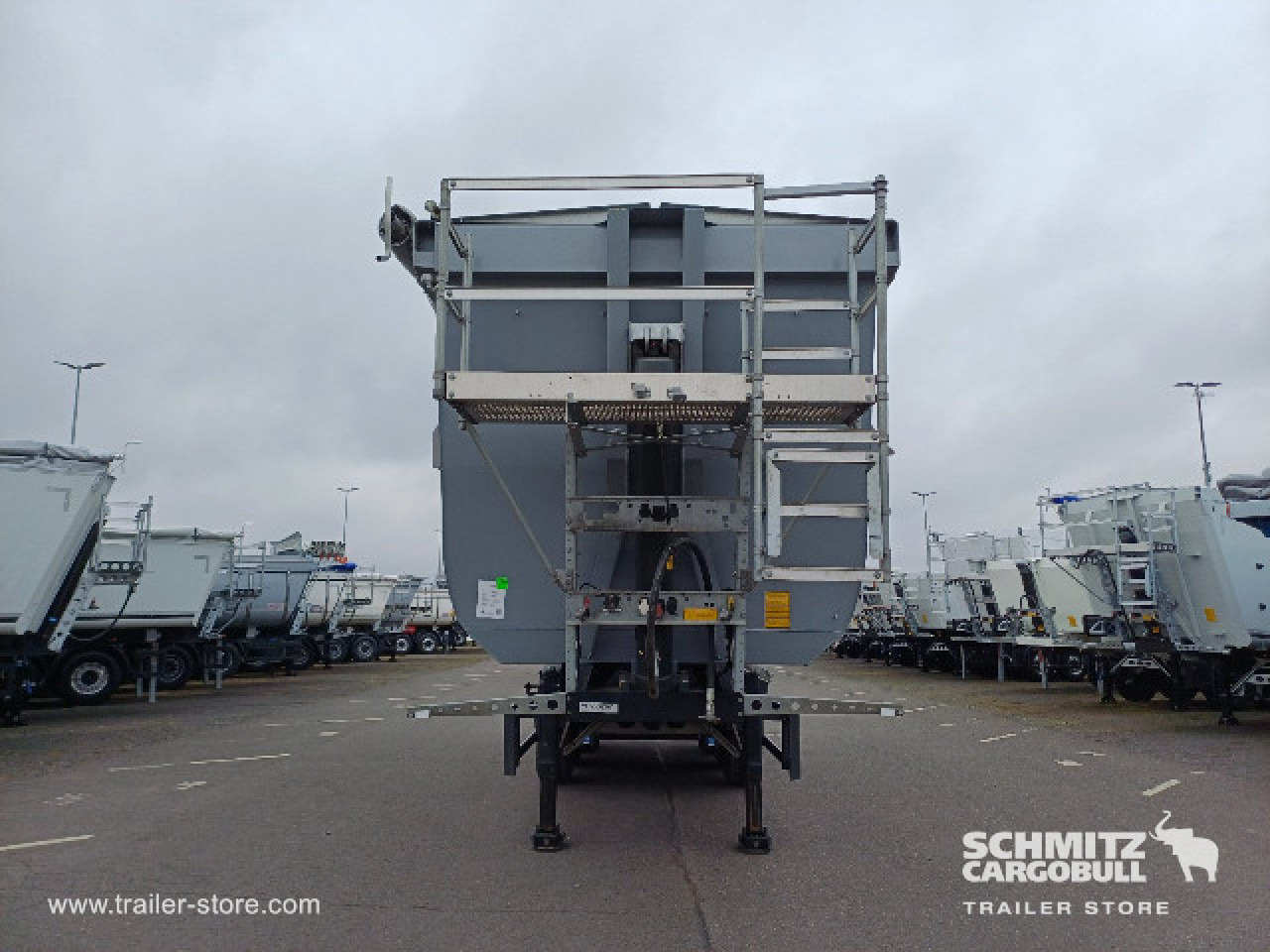 Semi-reboque basculante SCHMITZ Oplegger Kipper Staal rond 51m³: foto 14