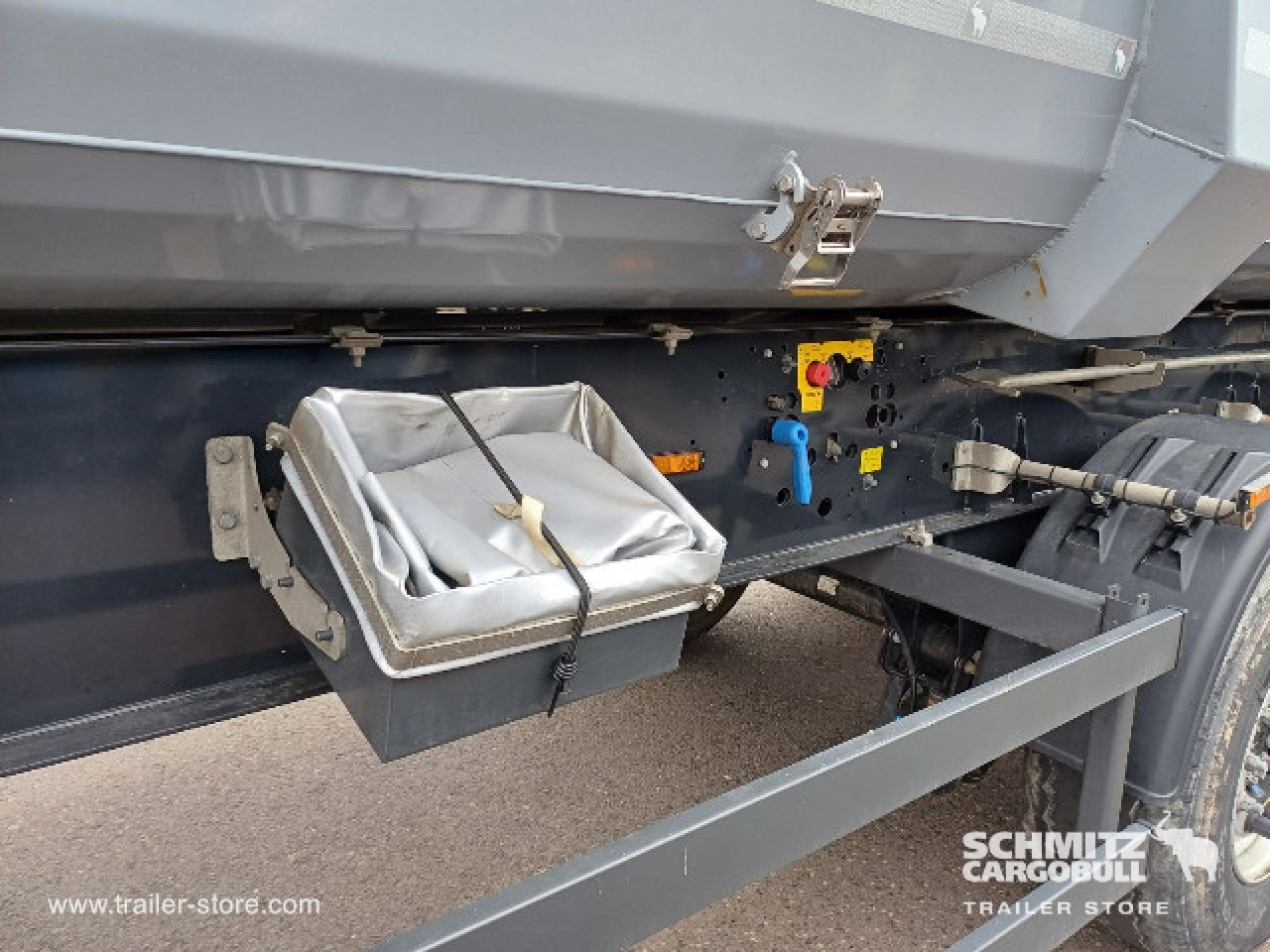 Semi-reboque basculante SCHMITZ Oplegger Kipper Staal rond 51m³: foto 6
