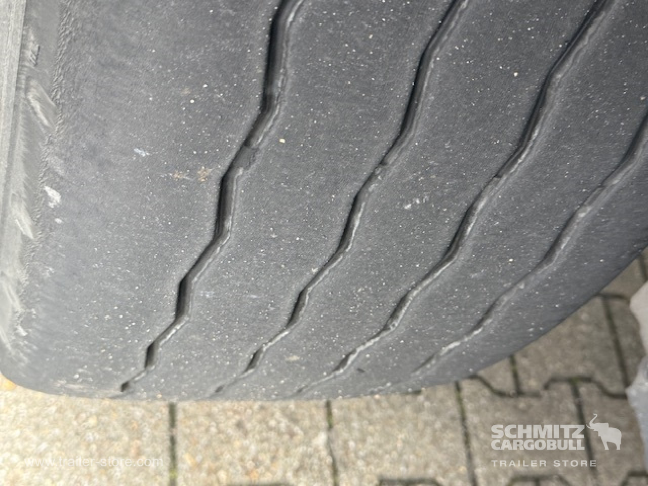 SCHMITZ Oplegger Schuifzeil Standard - Semi-reboque de lona: foto 2 SCHMITZ Oplegger Schuifzeil Standard - Semi-reboque de lona: foto 2