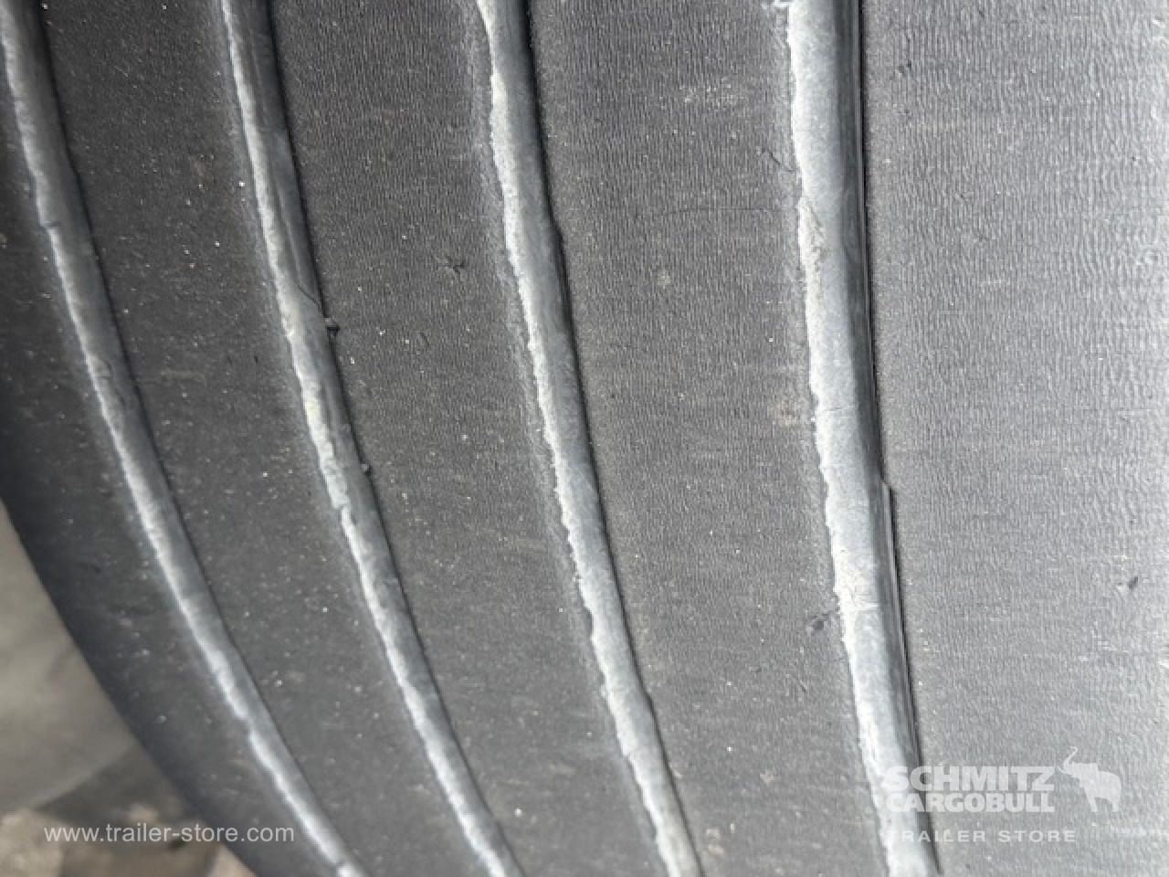 SCHMITZ Oplegger Schuifzeil Standard - Semi-reboque de lona: foto 2 SCHMITZ Oplegger Schuifzeil Standard - Semi-reboque de lona: foto 2
