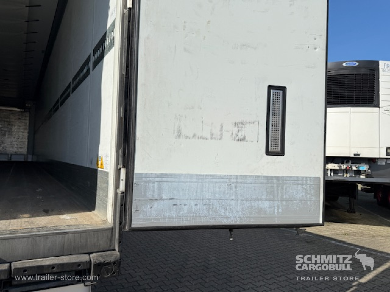 SCHMITZ Oplegger Vries Multitemp - Semi-reboque isotérmico: foto 4 SCHMITZ Oplegger Vries Multitemp - Semi-reboque isotérmico: foto 4