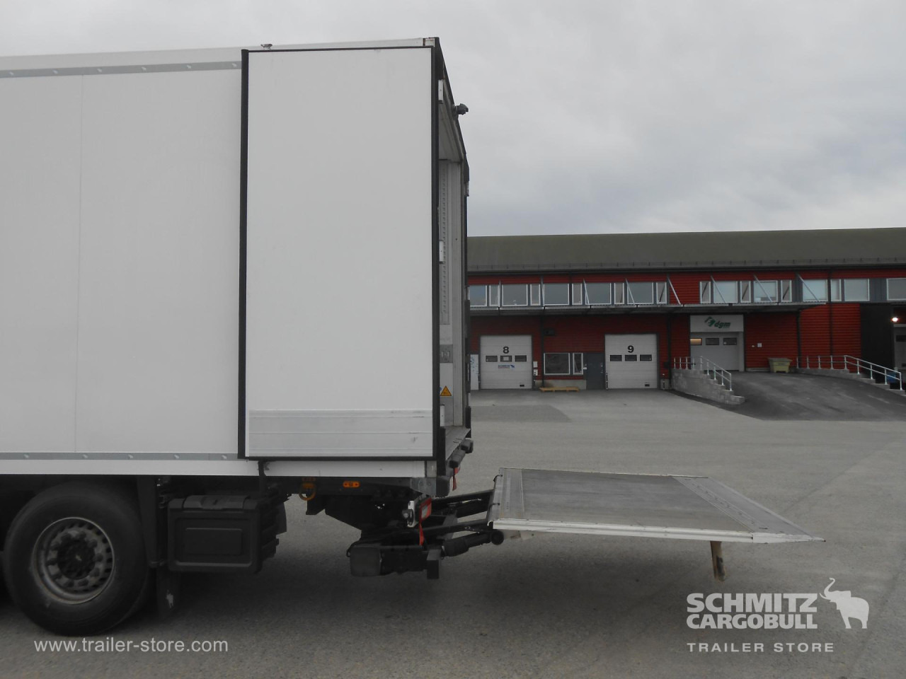 SCHMITZ Reefer Multitemp Taillift - Semi-reboque isotérmico: foto 5 SCHMITZ Reefer Multitemp Taillift - Semi-reboque isotérmico: foto 5
