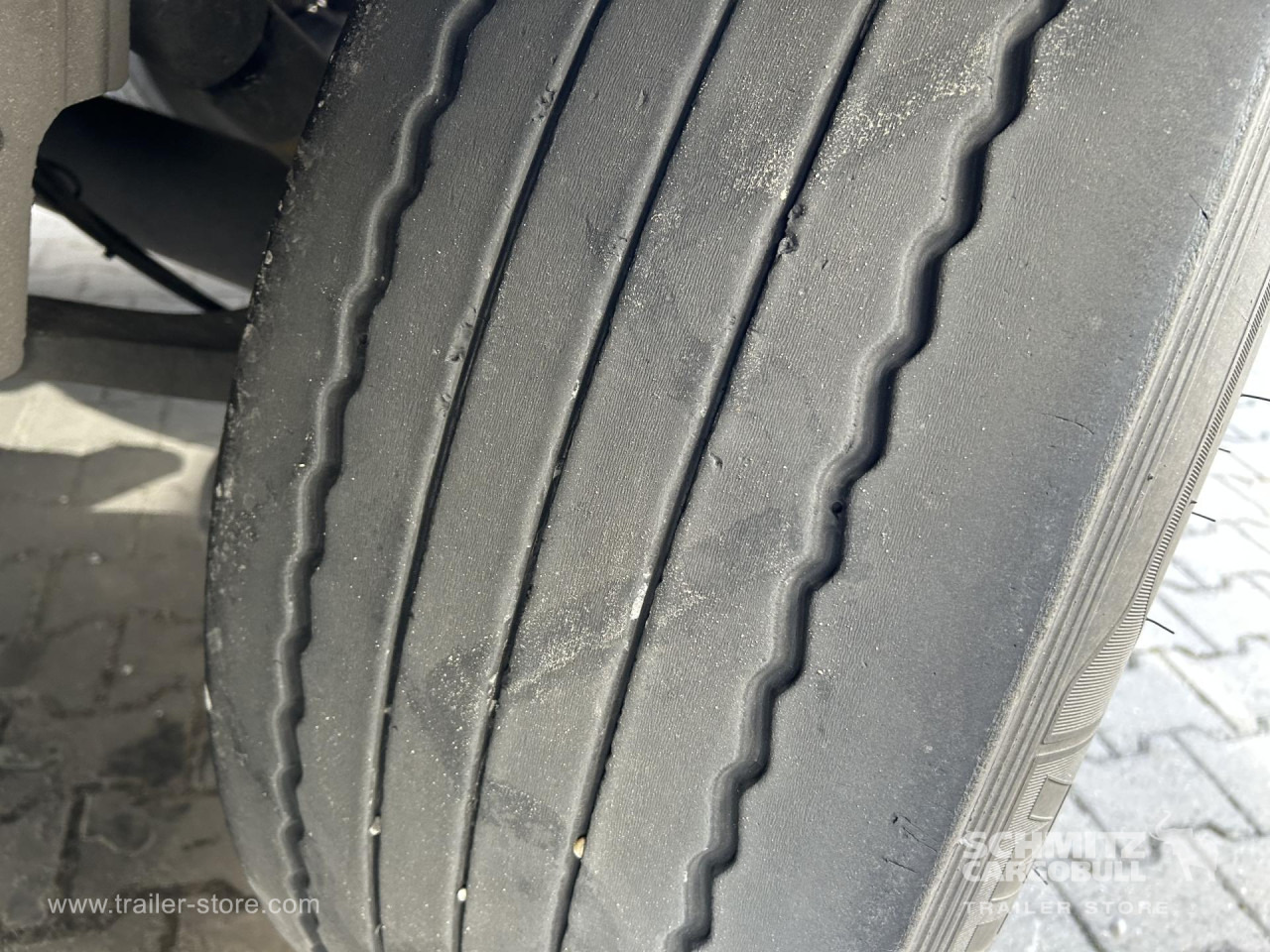 SCHMITZ Reefer Standard - Semi-reboque isotérmico: foto 4 SCHMITZ Reefer Standard - Semi-reboque isotérmico: foto 4