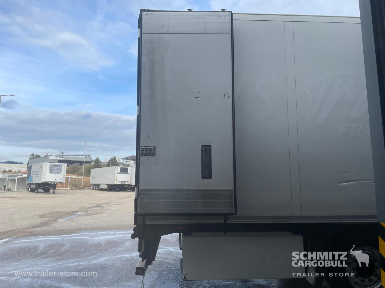 SCHMITZ Reefer Multitemp - Semi-reboque isotérmico: foto 4 SCHMITZ Reefer Multitemp - Semi-reboque isotérmico: foto 4