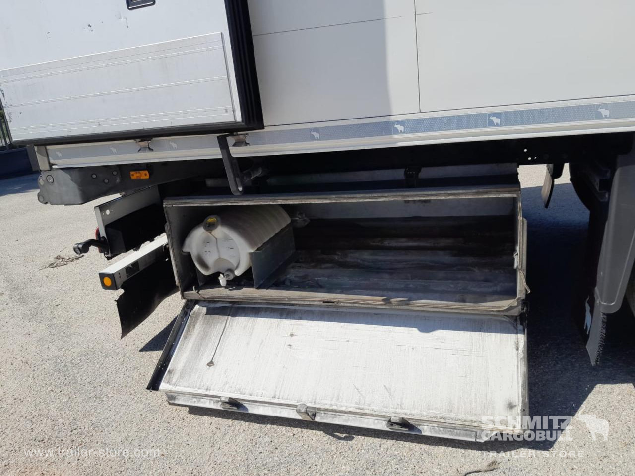 SCHMITZ Reefer Standard Double deck - Semi-reboque isotérmico: foto 3 SCHMITZ Reefer Standard Double deck - Semi-reboque isotérmico: foto 3