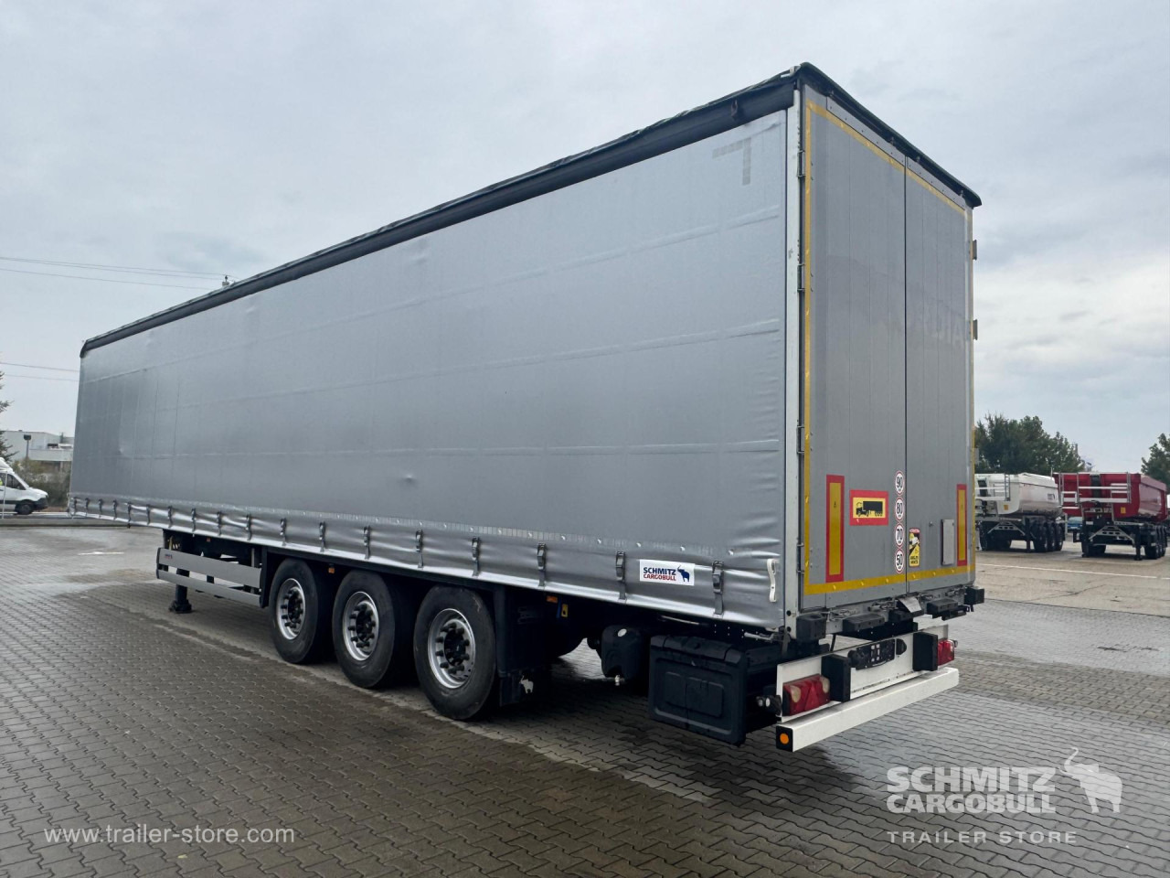 SCHMITZ Curtainsider Standard - Semi-reboque de lona: foto 5 SCHMITZ Curtainsider Standard - Semi-reboque de lona: foto 5