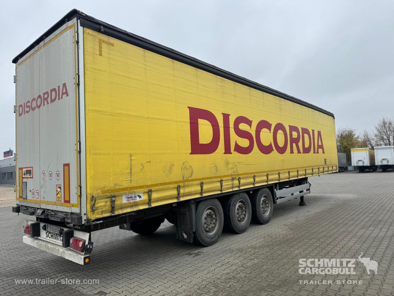 SCHMITZ Curtainsider Standard - Semi-reboque de lona: foto 5 SCHMITZ Curtainsider Standard - Semi-reboque de lona: foto 5
