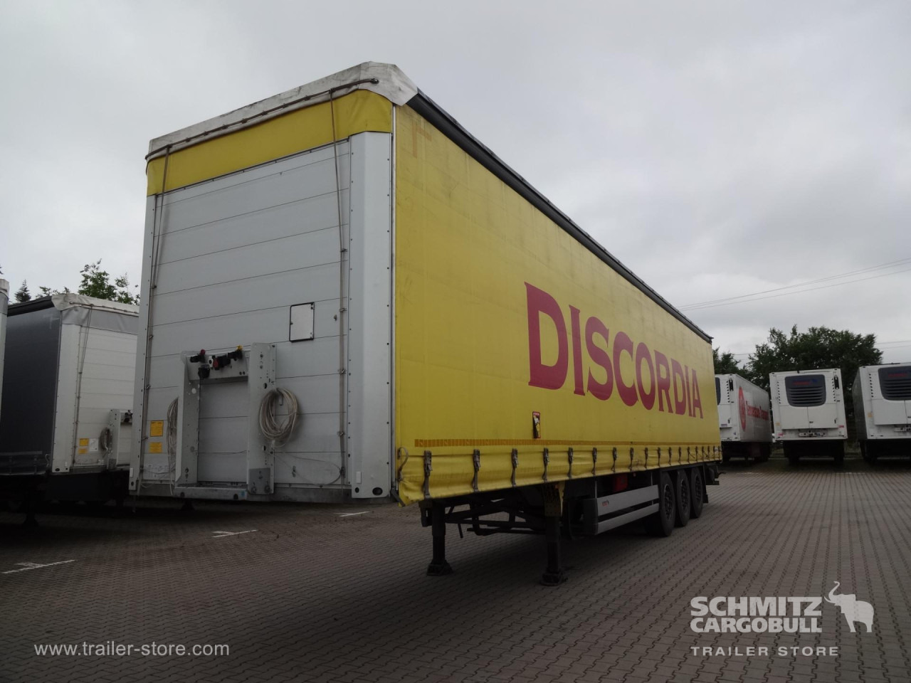 SCHMITZ Curtainsider Standard - Semi-reboque de lona: foto 5 SCHMITZ Curtainsider Standard - Semi-reboque de lona: foto 5