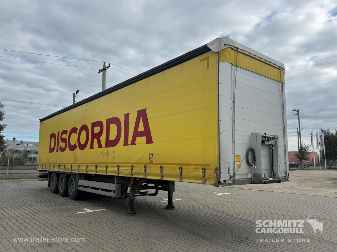 SCHMITZ Curtainsider Standard - Semi-reboque de lona: foto 4 SCHMITZ Curtainsider Standard - Semi-reboque de lona: foto 4