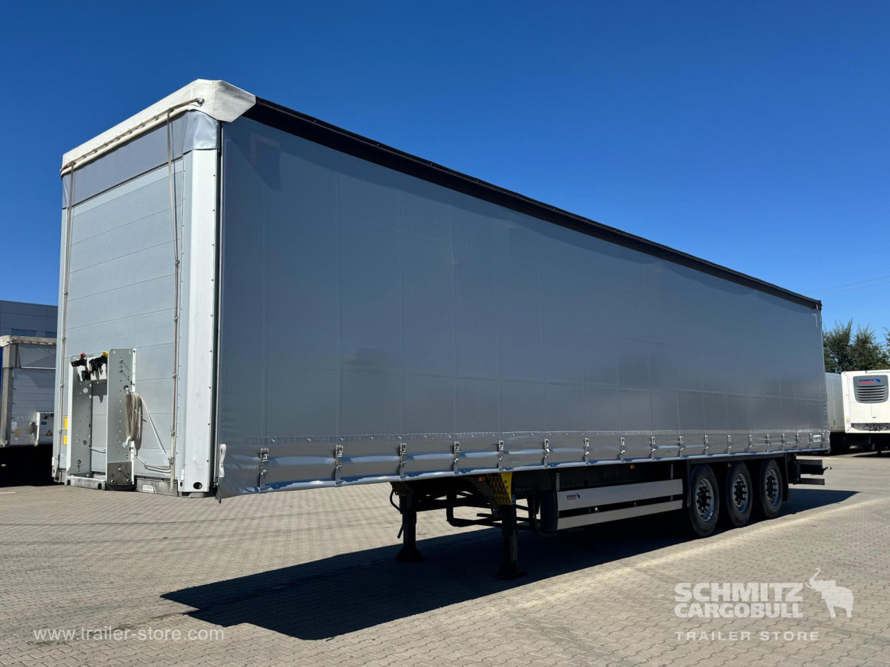 SCHMITZ Curtainsider Standard - Semi-reboque de lona: foto 4 SCHMITZ Curtainsider Standard - Semi-reboque de lona: foto 4