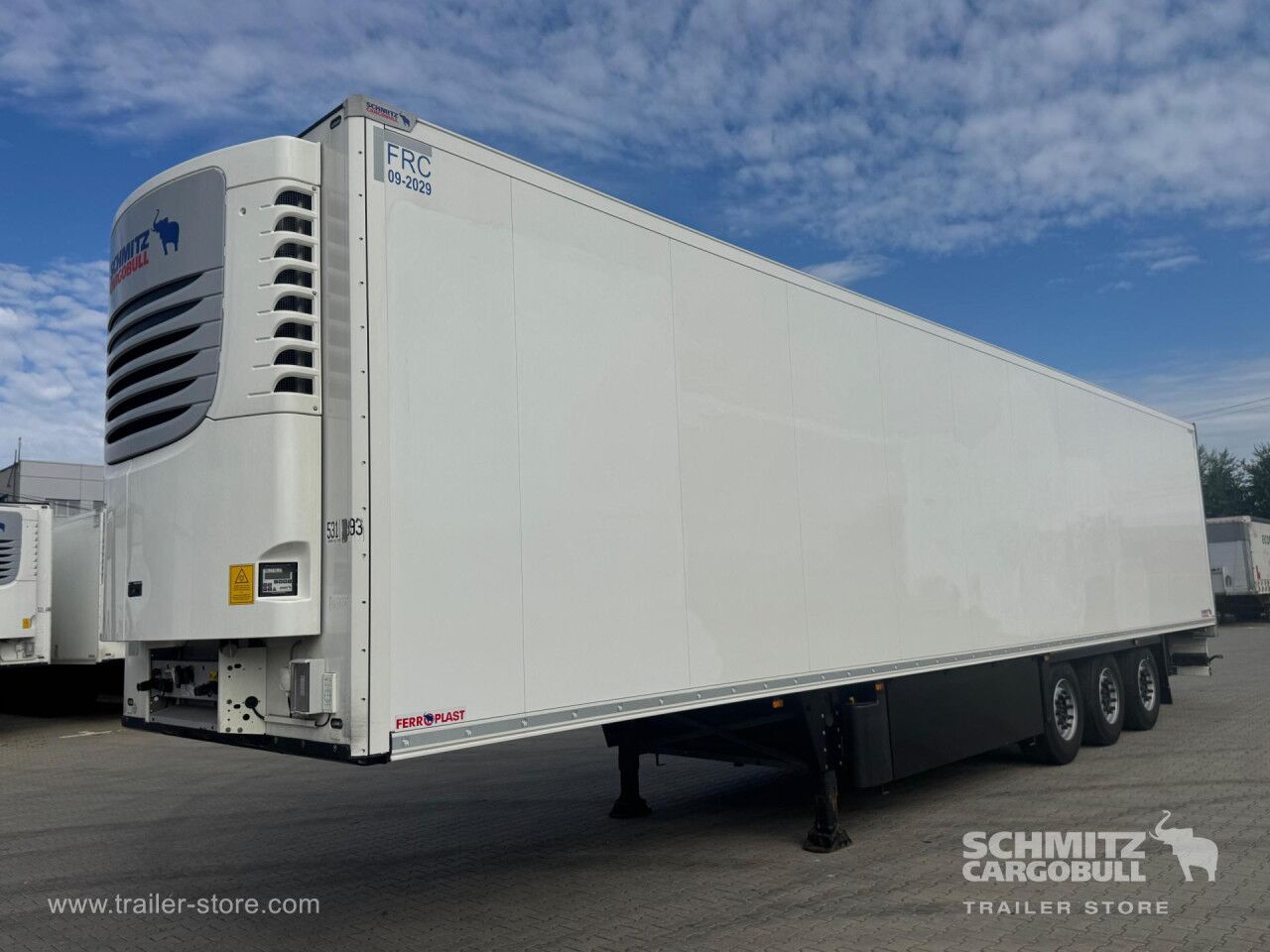 SCHMITZ Reefer Standard Double deck - Semi-reboque isotérmico: foto 1 SCHMITZ Reefer Standard Double deck - Semi-reboque isotérmico: foto 1