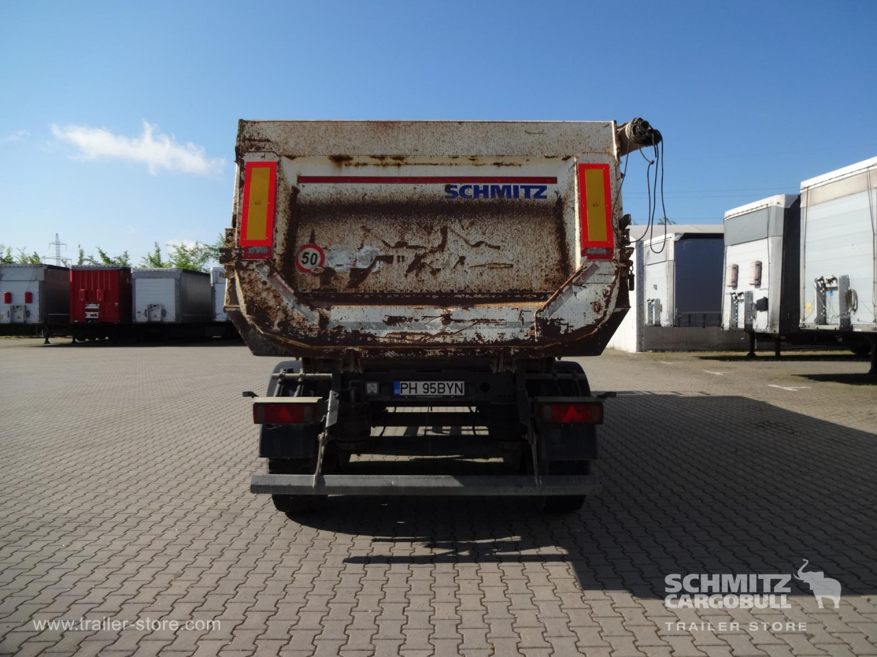 SCHMITZ Tipper Steel half pipe body 28m³ - Semi-reboque basculante: foto 5 SCHMITZ Tipper Steel half pipe body 28m³ - Semi-reboque basculante: foto 5