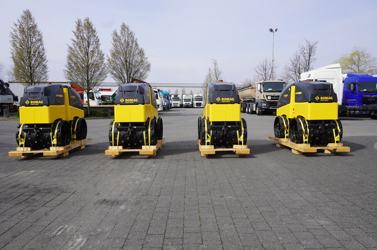 BOMAG BMP 8500 brand-new trench roller / Remote Control / 4 units - Compactador pequeno de asfalto: foto 4 BOMAG BMP 8500 brand-new trench roller / Remote Control / 4 units - Compactador pequeno de asfalto: foto 4