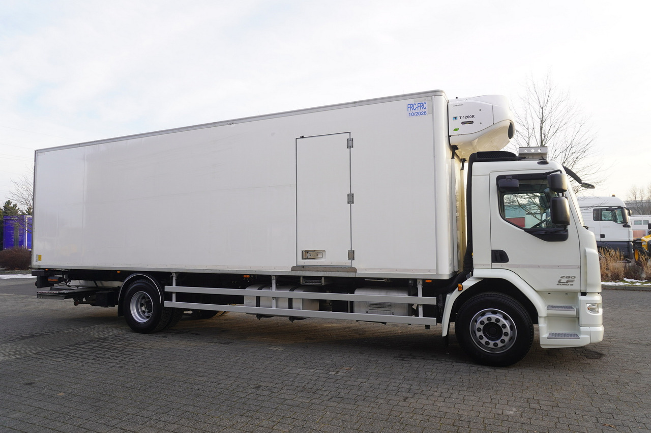 DAF LF 280 / Chereau multi-temperature refrigerator / Dhollandia DHSM.30 lift 2000 kg - Camião frigorífico: foto 5 DAF LF 280 / Chereau multi-temperature refrigerator / Dhollandia DHSM.30 lift 2000 kg - Camião frigorífico: foto 5