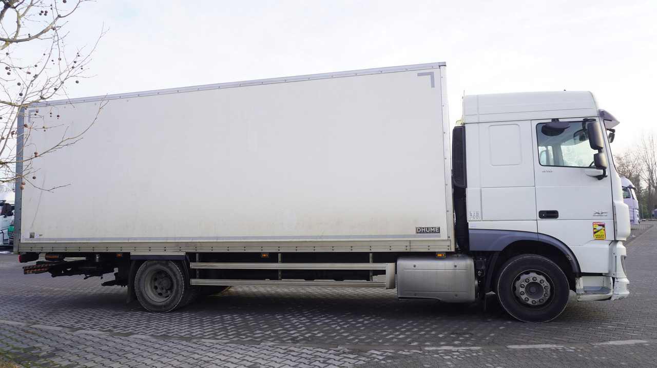 DAF XF 410 EURO 6 /410 HP / 20 EPAL / Dhollandia lift 1500 kg - Camião furgão: foto 5 DAF XF 410 EURO 6 /410 HP / 20 EPAL / Dhollandia lift 1500 kg - Camião furgão: foto 5