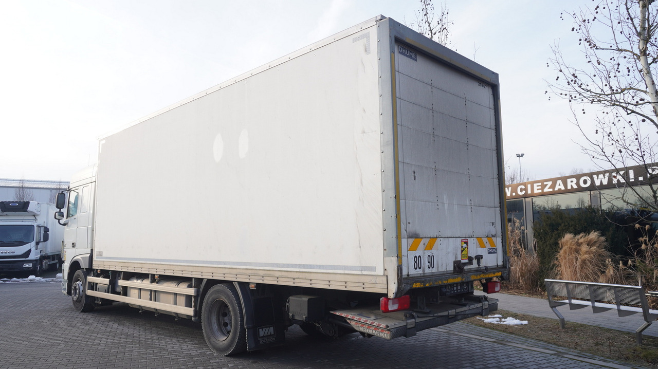 DAF XF 410 EURO 6 /410 HP / 20 EPAL / Dhollandia lift 1500 kg - Camião furgão: foto 4 DAF XF 410 EURO 6 /410 HP / 20 EPAL / Dhollandia lift 1500 kg - Camião furgão: foto 4