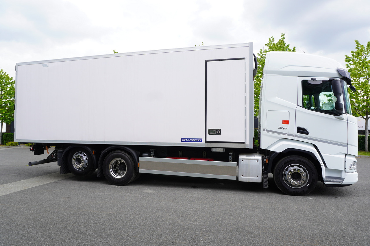 DAF XF 450 E6 / 2022 / Refrigerated Lamberet Carrier Supra 1150 / 450 HP - Camião isotérmico: foto 2 DAF XF 450 E6 / 2022 / Refrigerated Lamberet Carrier Supra 1150 / 450 HP - Camião isotérmico: foto 2