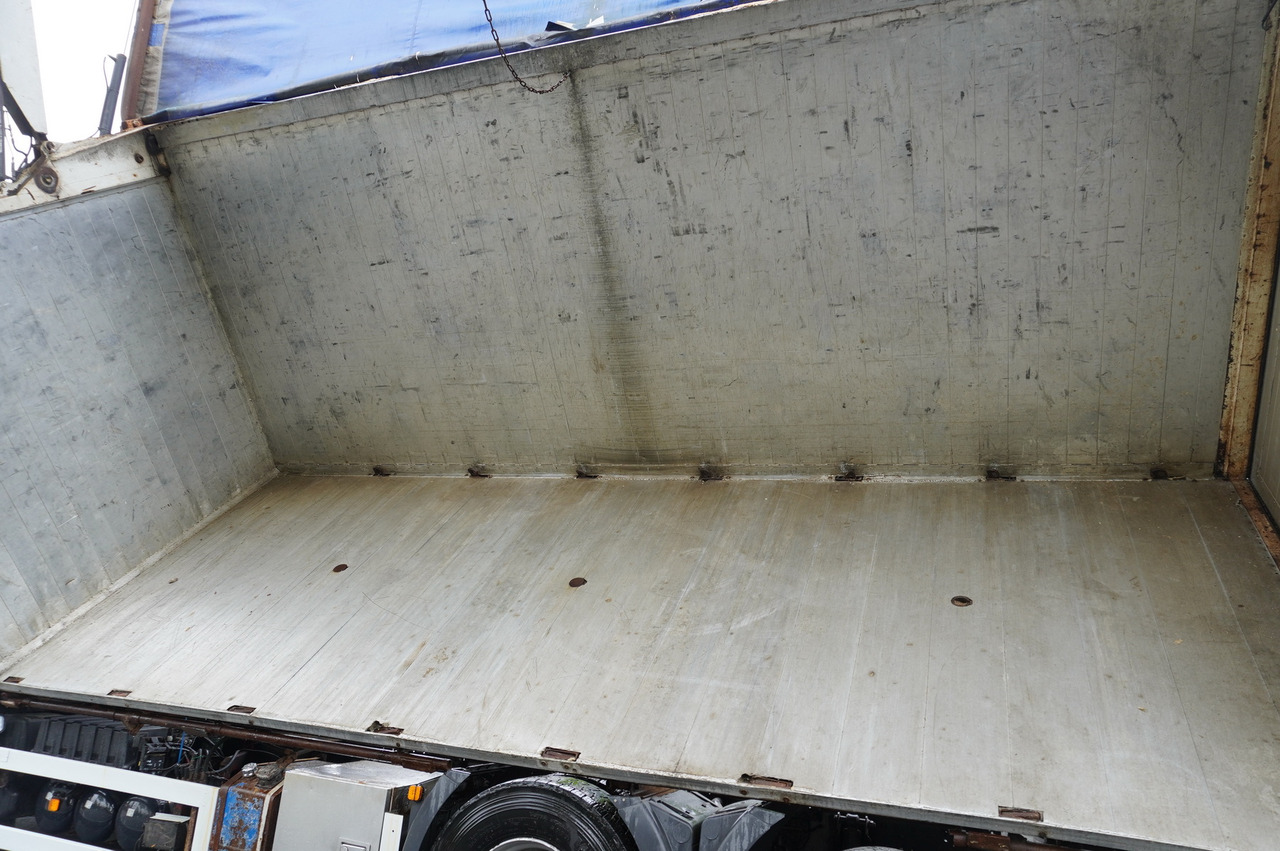Dump truck body , side opening, 40 m3, side tipper - Carroçaria para furgões: foto 5 Dump truck body , side opening, 40 m3, side tipper - Carroçaria para furgões: foto 5