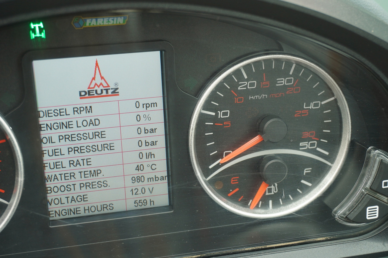 FARESIN 730C Classic 55 / 550 MTH !!! / 7 m reach / joystick - Empilhador telescópico: foto 2 FARESIN 730C Classic 55 / 550 MTH !!! / 7 m reach / joystick - Empilhador telescópico: foto 2