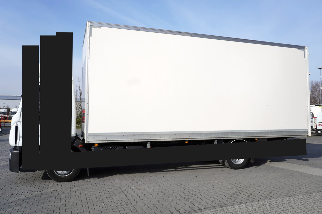 Giraudon 120.190 - Carroçaria para furgões: foto 2 Giraudon 120.190 - Carroçaria para furgões: foto 2