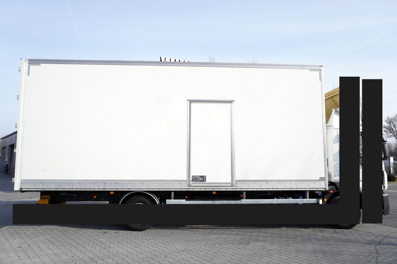 Giraudon 120.190 - Carroçaria para furgões: foto 1 Giraudon 120.190 - Carroçaria para furgões: foto 1