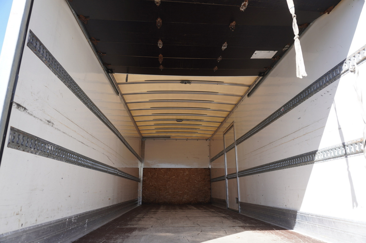 IVECO Eurocargo 120-190 / 160 thousand km !!! / Box 18 EPAL / Dhollandia lift 1500 kg - Camião furgão: foto 5 IVECO Eurocargo 120-190 / 160 thousand km !!! / Box 18 EPAL / Dhollandia lift 1500 kg - Camião furgão: foto 5