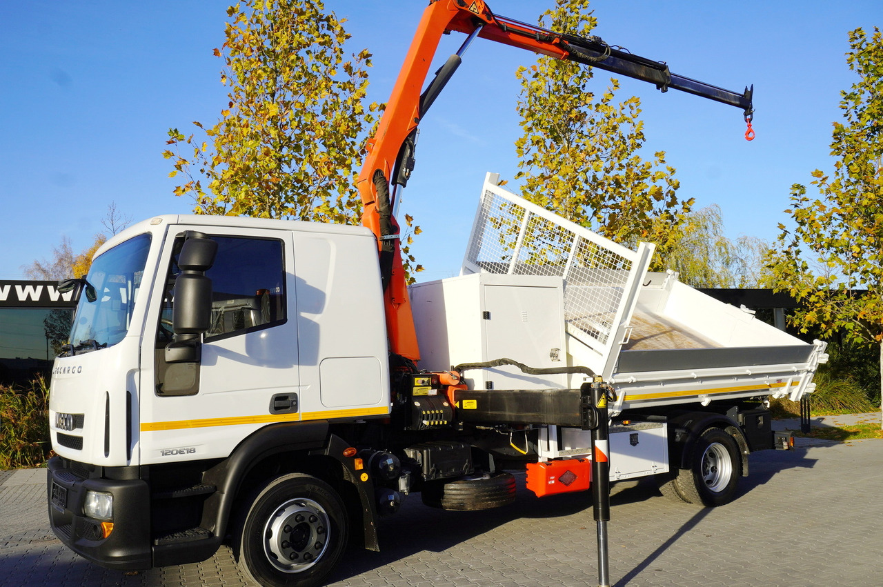 IVECO Eurocargo 120E18 Crane Palfinger / 3-way tipper / sleeper cab - Camião basculante, Camião grua: foto 3 IVECO Eurocargo 120E18 Crane Palfinger / 3-way tipper / sleeper cab - Camião basculante, Camião grua: foto 3