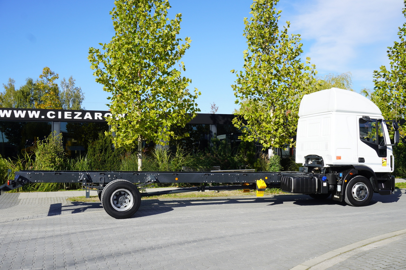 IVECO Eurocargo 140e19 4×2 E6 Glob / ADR / frame 8,1m - Camião chassi: foto 3 IVECO Eurocargo 140e19 4×2 E6 Glob / ADR / frame 8,1m - Camião chassi: foto 3