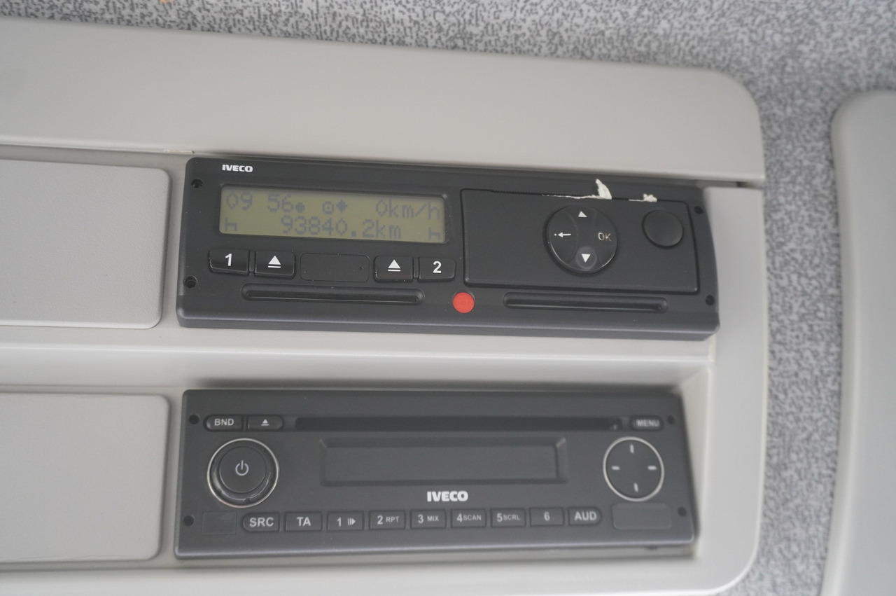 IVECO Eurocargo 150 E25 / 90 tho. km !!! / Tow truck - Caminhão reboque: foto 3 IVECO Eurocargo 150 E25 / 90 tho. km !!! / Tow truck - Caminhão reboque: foto 3