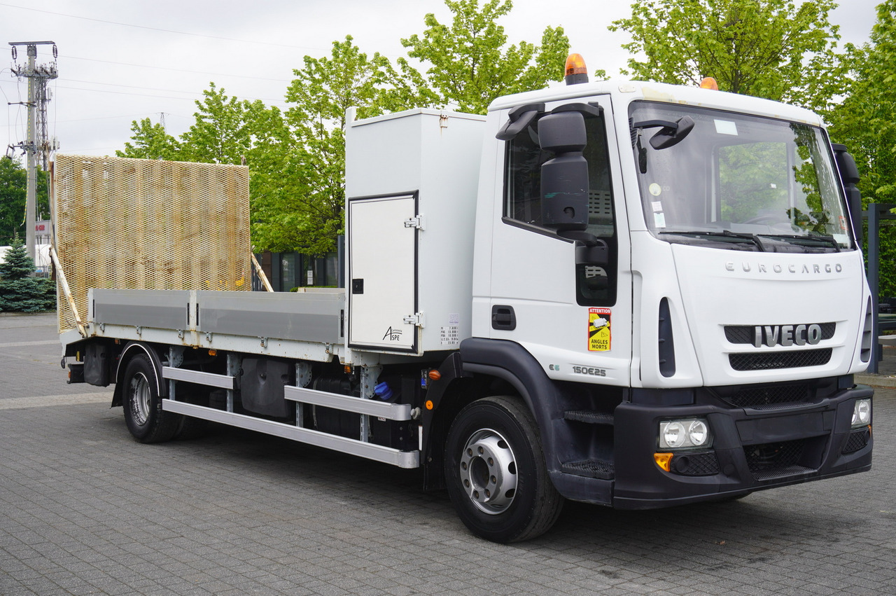 IVECO Eurocargo 150 E25 / 90 tho. km !!! / Tow truck - Camião transporte de veículos: foto 4 IVECO Eurocargo 150 E25 / 90 tho. km !!! / Tow truck - Camião transporte de veículos: foto 4