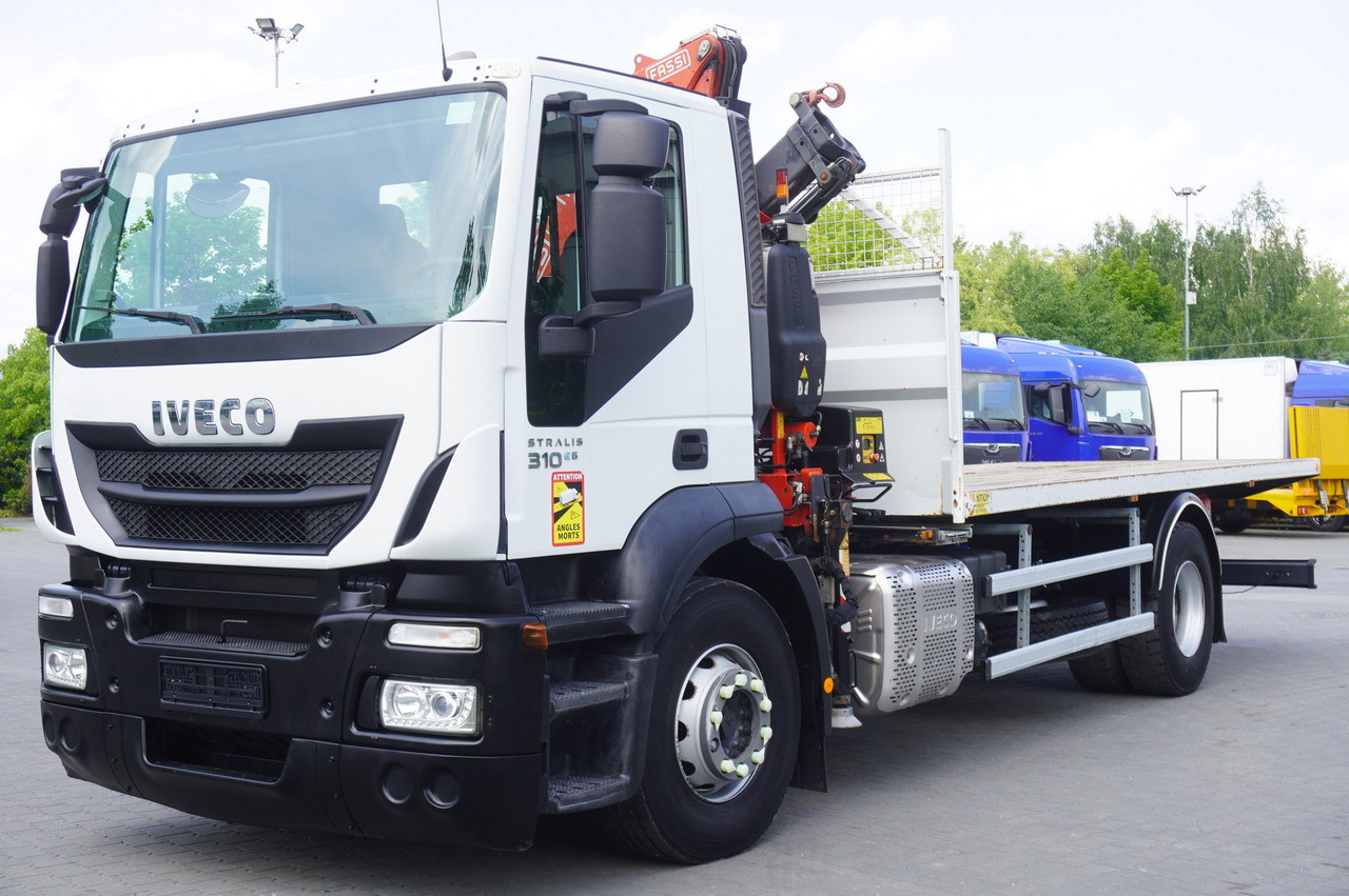 IVECO STRALIS 310 E6 / FASSI F110B / 630 MTH! / 4 t lift cap. / 19 t - Camião grua: foto 3 IVECO STRALIS 310 E6 / FASSI F110B / 630 MTH! / 4 t lift cap. / 19 t - Camião grua: foto 3