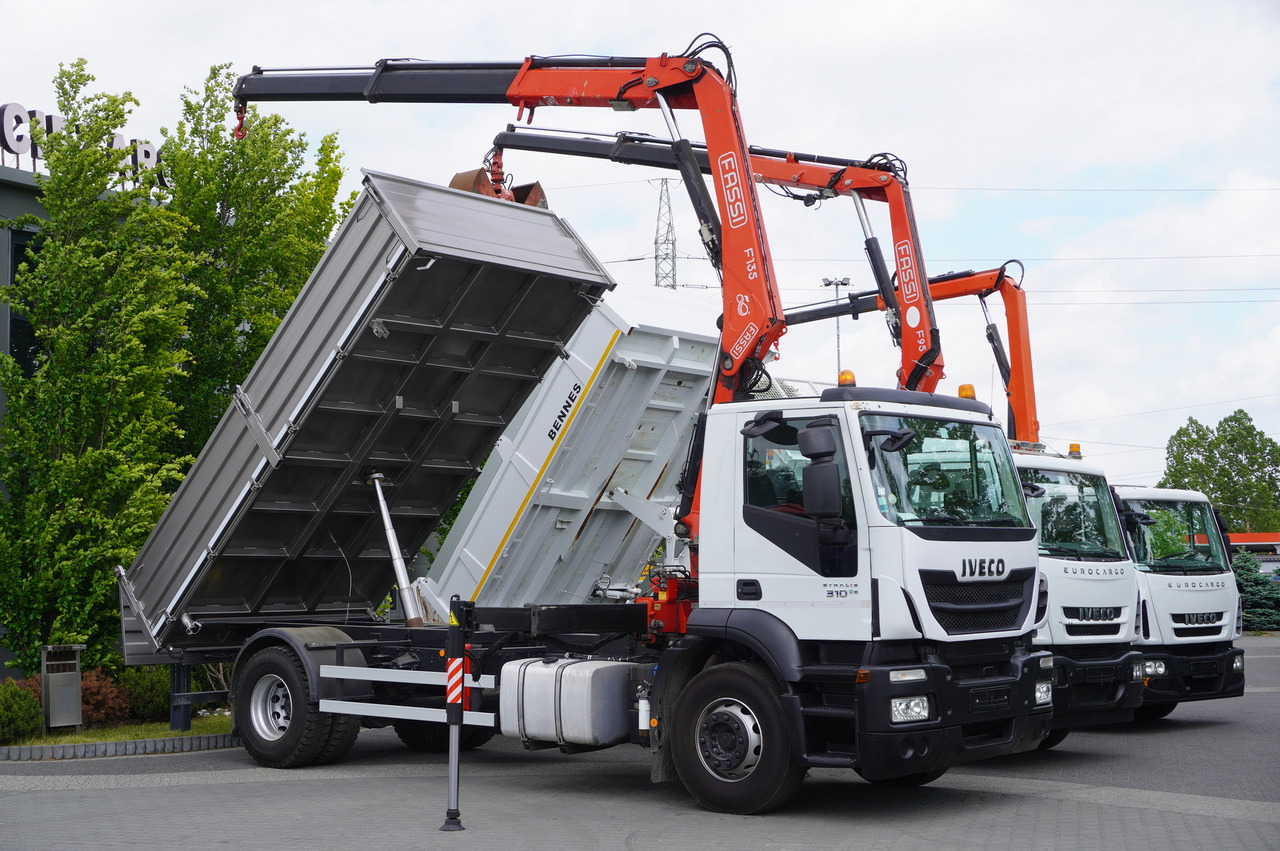 IVECO Stralis 310 E6 / NEW 3-sided tipper / Fassi F135 crane with remote control - Camião basculante, Camião grua: foto 2 IVECO Stralis 310 E6 / NEW 3-sided tipper / Fassi F135 crane with remote control - Camião basculante, Camião grua: foto 2