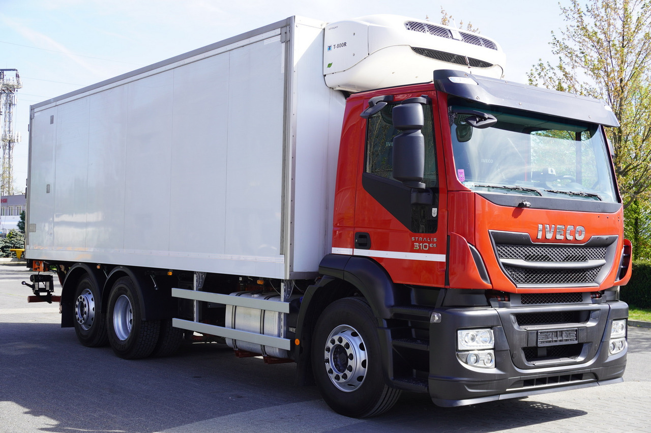 Iveco Stralis 310 6×2 E6 Refrigerator/ ATP/FRC / 18 pallets / Tail lift - Camião frigorífico: foto 5 Iveco Stralis 310 6×2 E6 Refrigerator/ ATP/FRC / 18 pallets / Tail lift - Camião frigorífico: foto 5