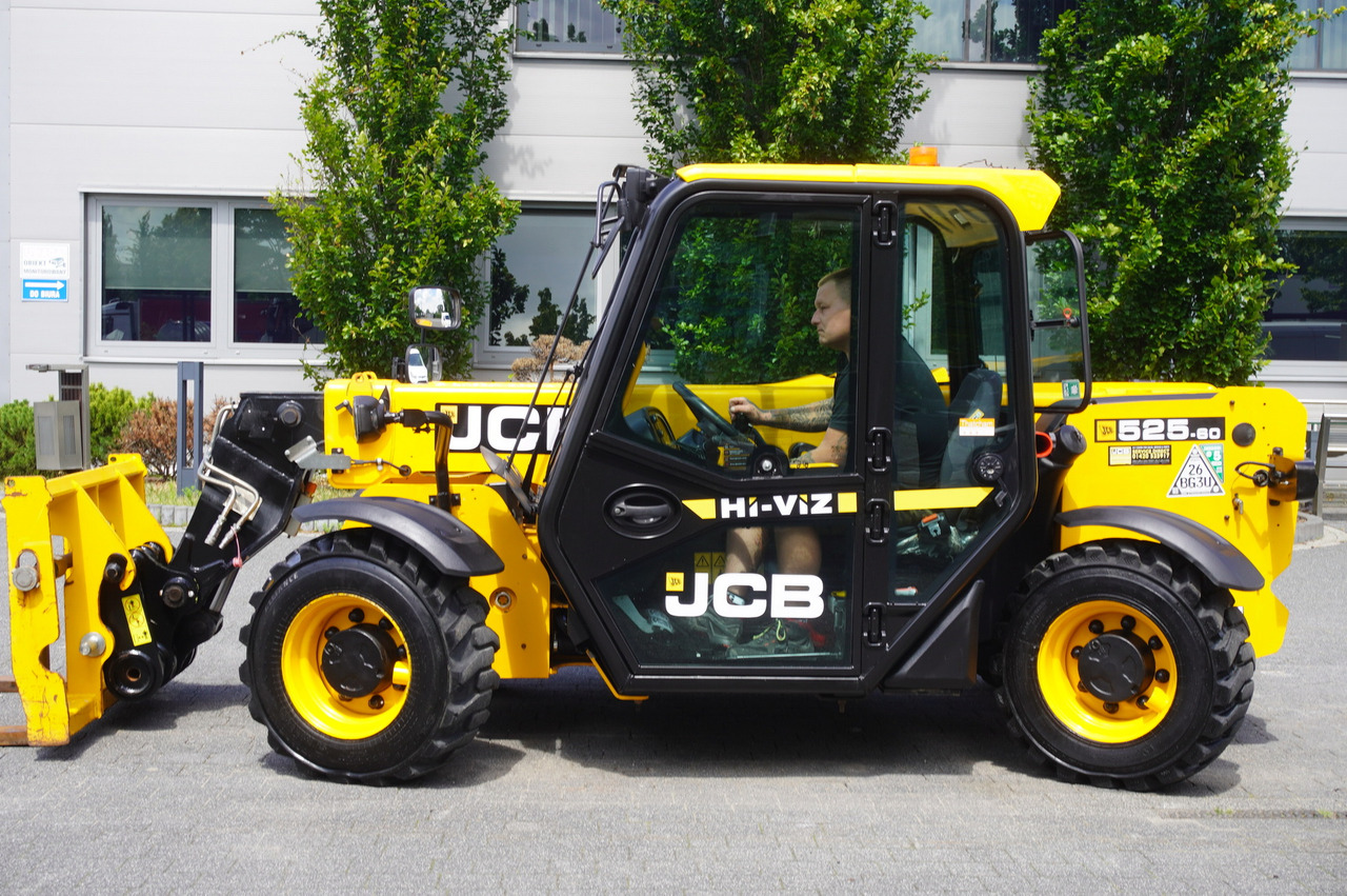 Locação financeira de JCB 525-60T5 / 2022 / 860 MTH! / 2.5 T / Reach 6 m / joystick JCB 525-60T5 / 2022 / 860 MTH! / 2.5 T / Reach 6 m / joystick: foto 13