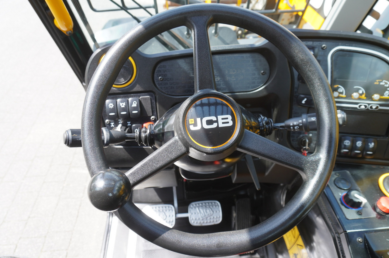 Locação financeira de JCB 525-60T5 / 2022 / 860 MTH! / 2.5 T / Reach 6 m / joystick JCB 525-60T5 / 2022 / 860 MTH! / 2.5 T / Reach 6 m / joystick: foto 27