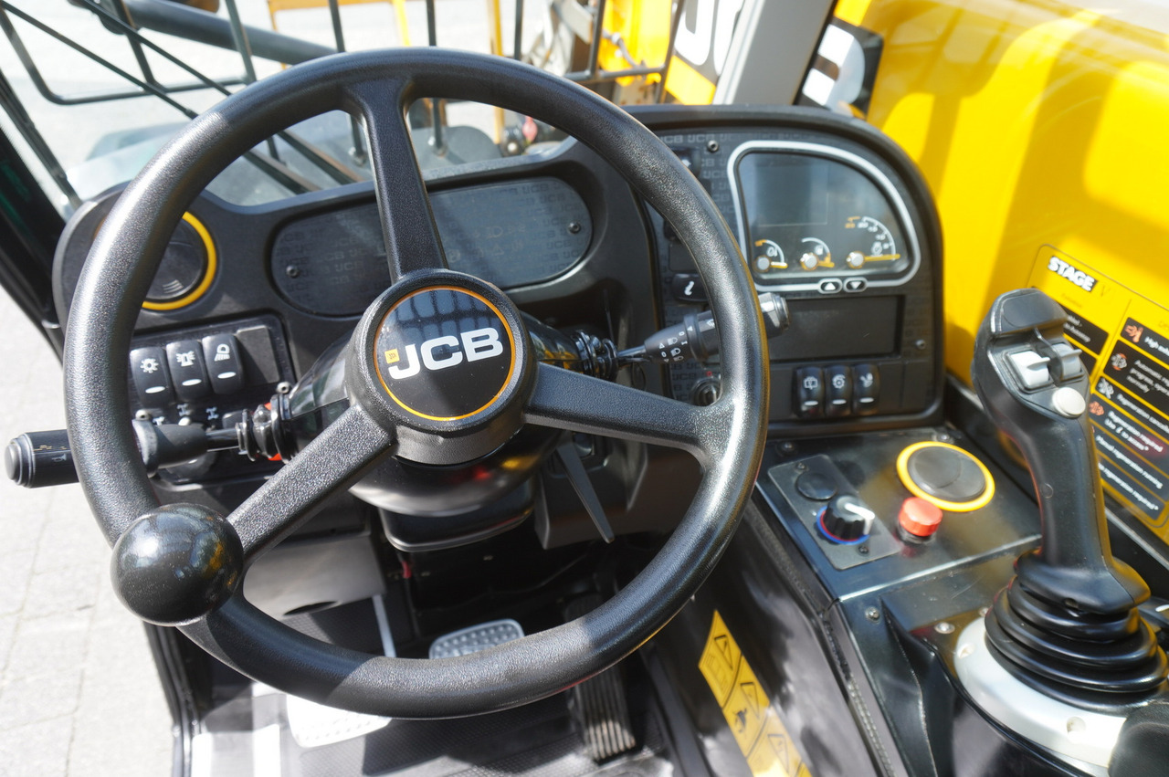 Locação financeira de JCB 525-60T5 / 2022 / 860 MTH! / 2.5 T / Reach 6 m / joystick JCB 525-60T5 / 2022 / 860 MTH! / 2.5 T / Reach 6 m / joystick: foto 26