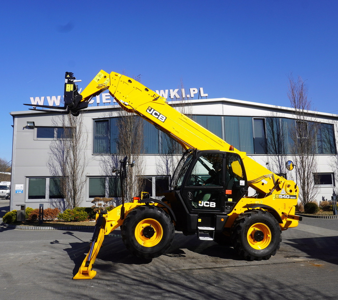 JCB 540-200 Telescopic Loader / 20m / joystick - Empilhador telescópico: foto 1 JCB 540-200 Telescopic Loader / 20m / joystick - Empilhador telescópico: foto 1