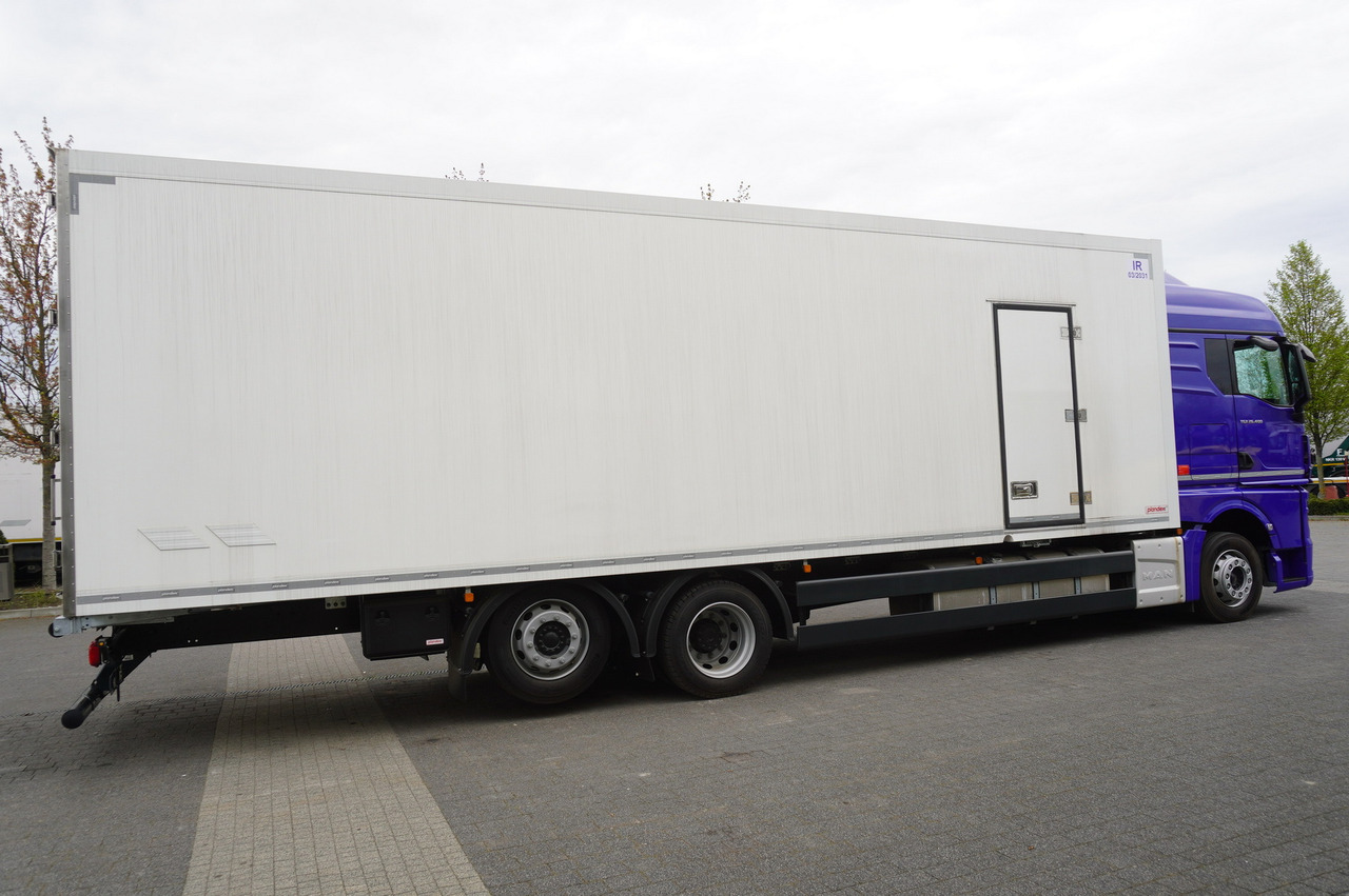 MAN New MAN TGX 26.400 / New Isotherm Plandex 23 Pallets / Warranty - Camião isotérmico: foto 2 MAN New MAN TGX 26.400 / New Isotherm Plandex 23 Pallets / Warranty - Camião isotérmico: foto 2