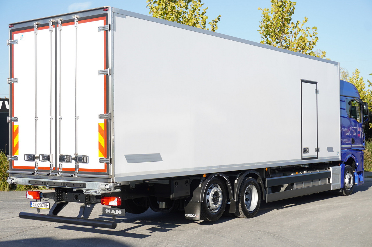 MAN New Refrigerator MAN TGX 26.400 / IGLOOCAR 23 pallets / Carrier Supra 1150 - Camião frigorífico: foto 3 MAN New Refrigerator MAN TGX 26.400 / IGLOOCAR 23 pallets / Carrier Supra 1150 - Camião frigorífico: foto 3