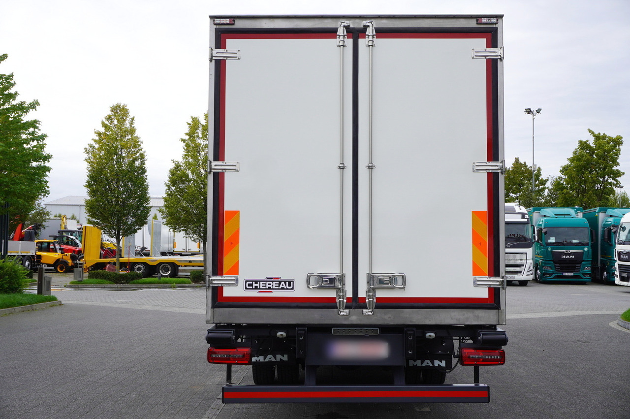 MAN TGL 12.190 / CHEREAU Refrigerator 18 PAL multitemperature / Thermoking T-1200R / 100,000 km - Camião frigorífico: foto 5 MAN TGL 12.190 / CHEREAU Refrigerator 18 PAL multitemperature / Thermoking T-1200R / 100,000 km - Camião frigorífico: foto 5
