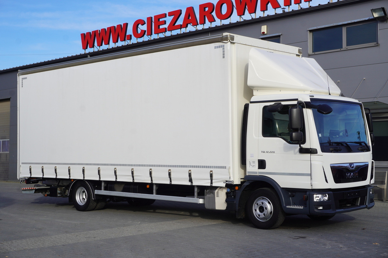 MAN TGL 12.220 / Curtainsider 19 EPAL / 140 tho. km - Camião de lona: foto 2 MAN TGL 12.220 / Curtainsider 19 EPAL / 140 tho. km - Camião de lona: foto 2