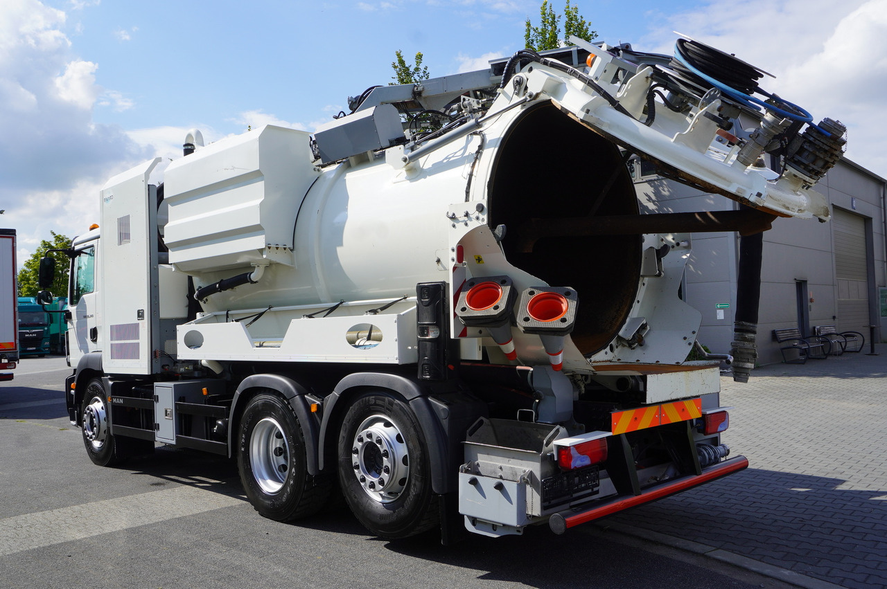 MAN TGM 26.340 E6 / RIVARD sewage cleaner 11.8 m3 / 170 tho. km / steered axle - Caminhão limpa fossa: foto 5 MAN TGM 26.340 E6 / RIVARD sewage cleaner 11.8 m3 / 170 tho. km / steered axle - Caminhão limpa fossa: foto 5