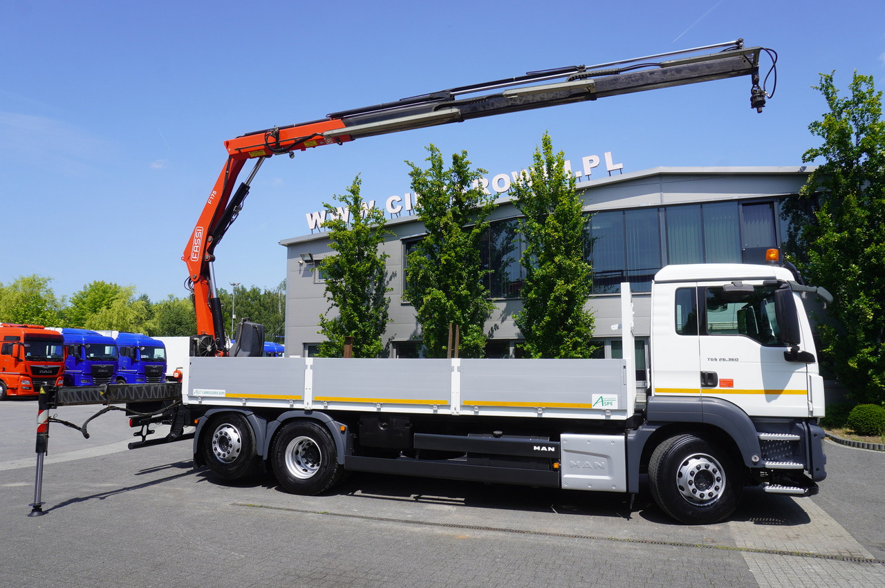 MAN TGS 26.360 Flatbed / Fassi F175 7.7 T / steered 3rd axle - Camião de caixa aberta/ Plataforma, Camião grua: foto 4 MAN TGS 26.360 Flatbed / Fassi F175 7.7 T / steered 3rd axle - Camião de caixa aberta/ Plataforma, Camião grua: foto 4