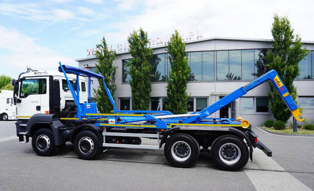 MAN TGS 35.400 8×4 HYVA LIFT 32.56 SE hooklift - Camião polibenne: foto 3 MAN TGS 35.400 8×4 HYVA LIFT 32.56 SE hooklift - Camião polibenne: foto 3