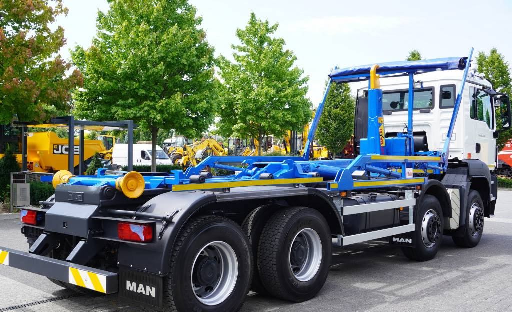 Camião polibenne MAN TGS 35.400 8×4 HYVA LIFT 32.56 SE hooklift: foto 8